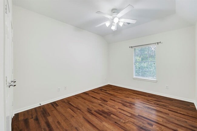 Building Photo - 5630 Ballina Canyon Ln