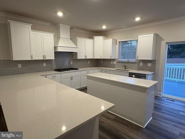 Building Photo - 254 Birdie Ct