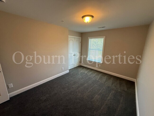 Building Photo - 500 N Dunleith Ave