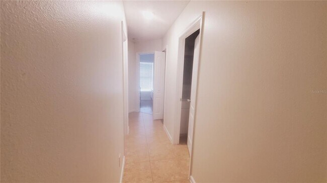 Building Photo - 2308 Lily Pad Ln