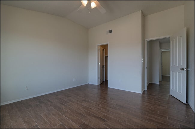 Building Photo - 2625 Chris Evert Pl