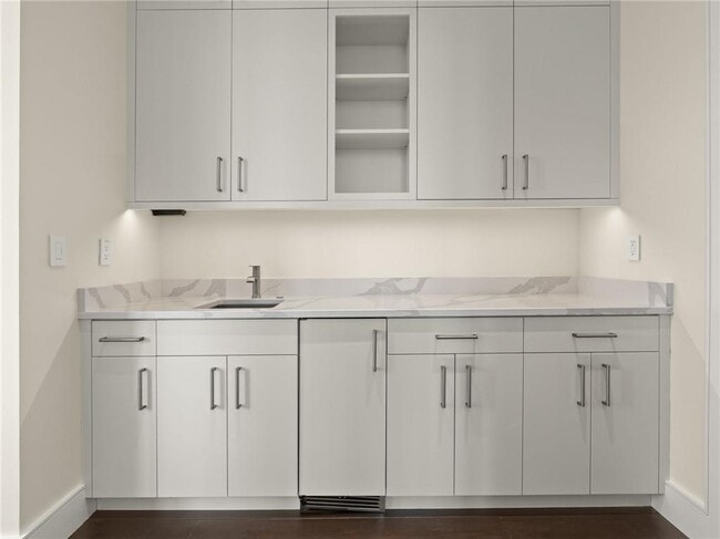 Building Photo - 3376 Peachtree Rd NE