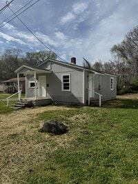 Building Photo - 806 Green St