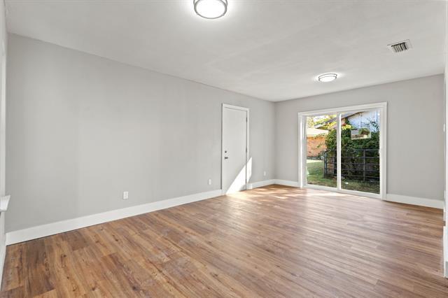 Building Photo - 124 Bowling Green Cir