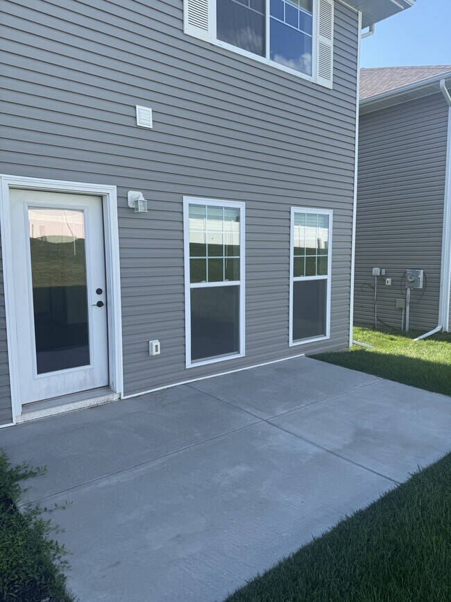 Building Photo - 6228 Las Verdes Ln