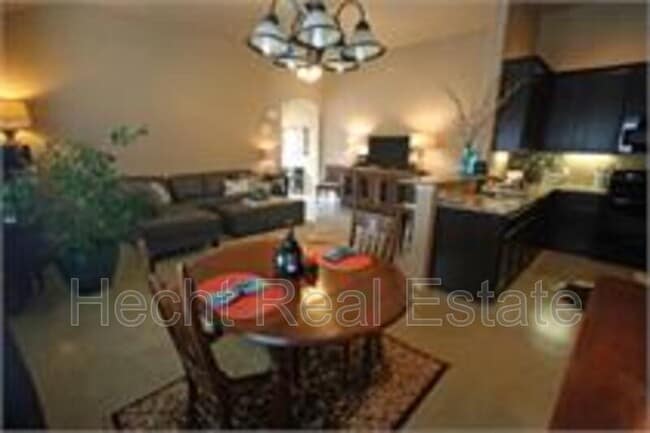 Building Photo - 180 Joanne Cv