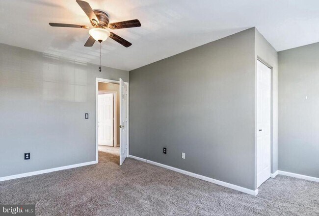 Building Photo - 1721 Grande View Ave