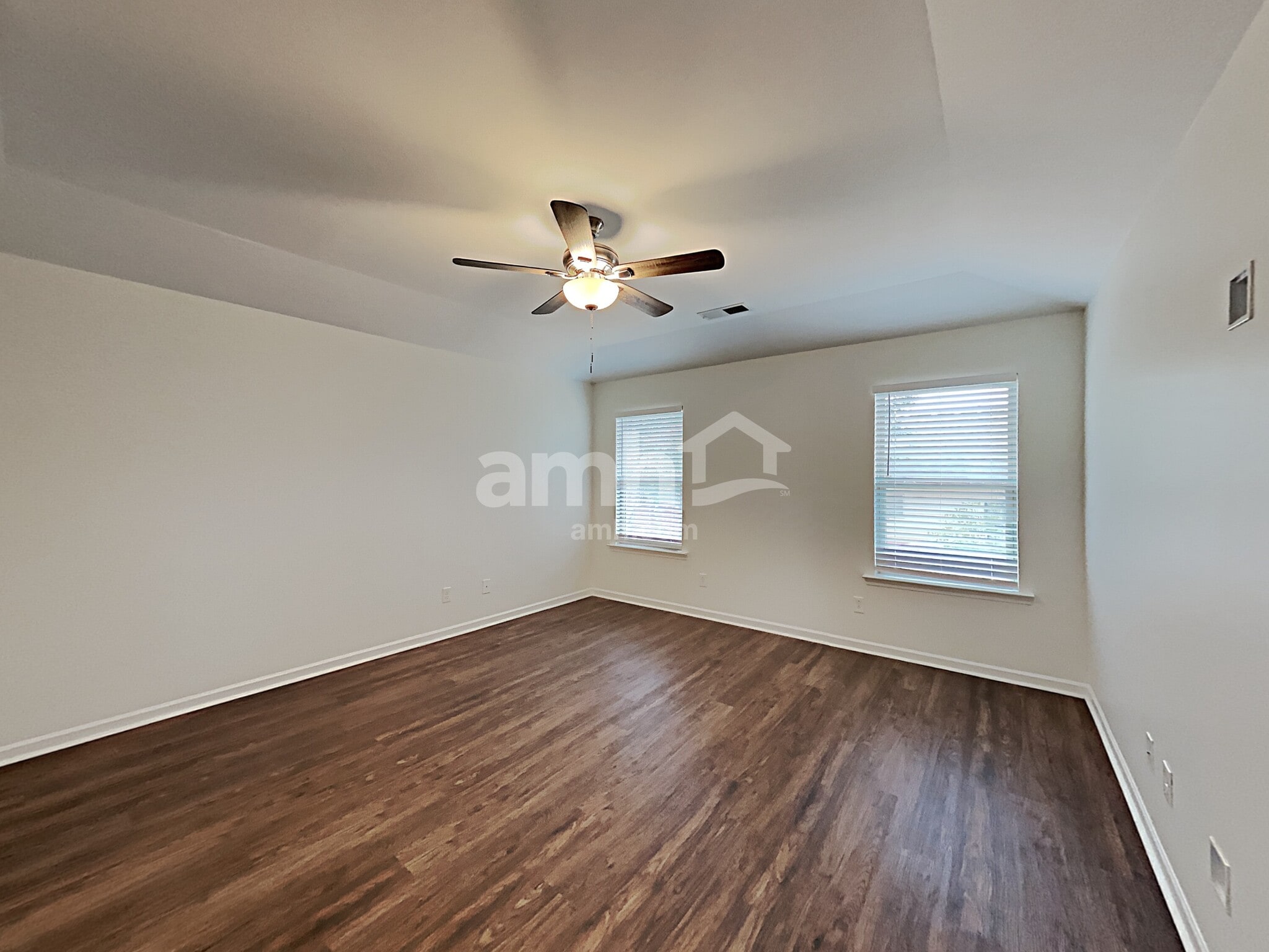 Building Photo - 1195 Creek Crossing Dr