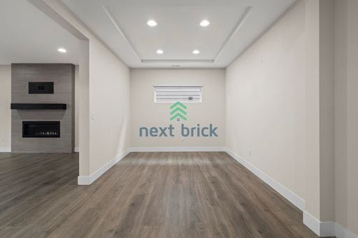 Building Photo - 5 BED & 2.5 BATH SINGLE FAMILY HOUSE FOR RENT