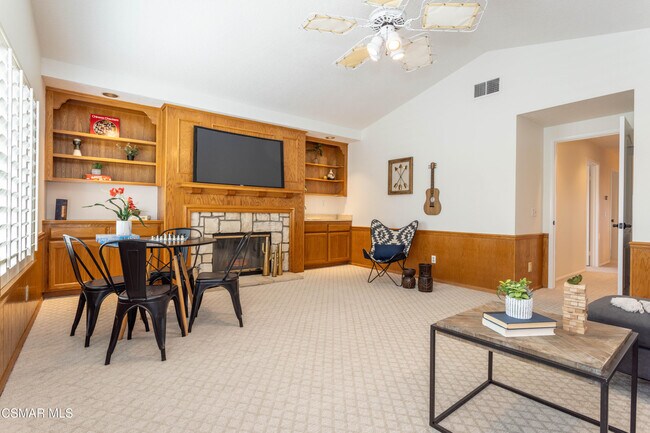 Building Photo - 12057 Falcon Crest Way