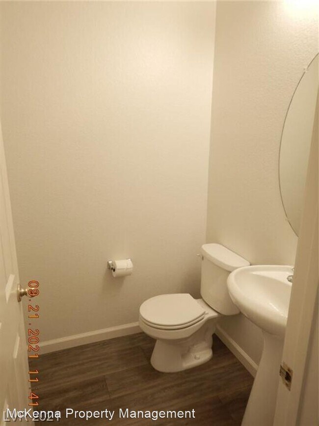 Building Photo - 3 br, 2.5 bath House - 6344 Sun Briar Ct