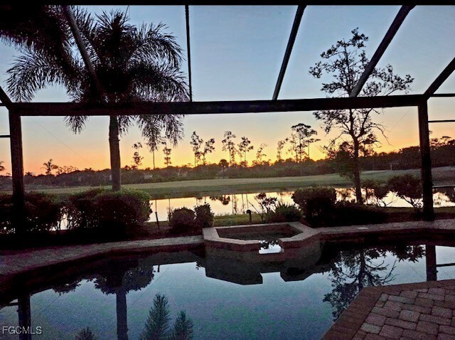 Building Photo - 9129 Links Dr