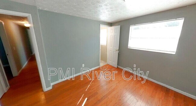 Building Photo - 7471 John F Kennedy Dr W