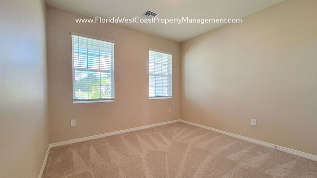 Building Photo - LARGE 3 BEDROOM- 2 BATH LAKEWOOD RANCH HOME FOR RENT! DIRECT LAKE VIEWS! ANNUAL LEASE!
