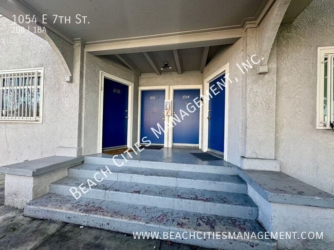 Building Photo - 1054 E 7th St