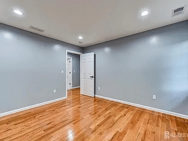 Building Photo - 17 Avenue D