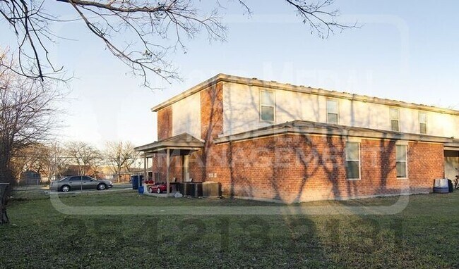 Building Photo - Copperas Cove Cutie – Smart Living Starts on W Ave E!