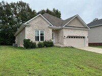 Building Photo - 337 Chase Dr