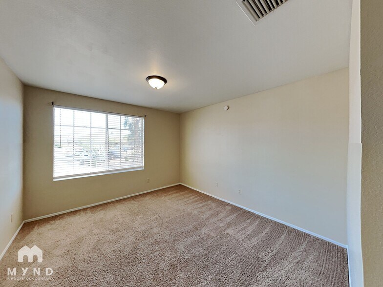 Building Photo - 8161 N Midnight Way