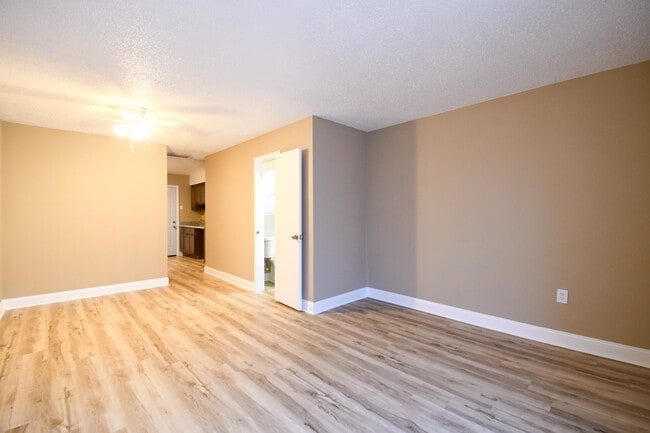 Building Photo - 231 Belle Terre Blvd