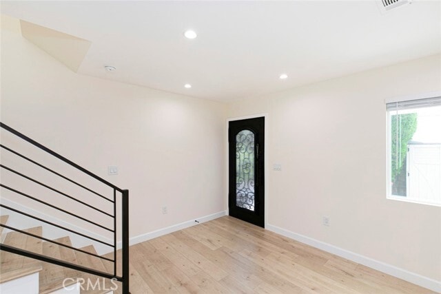 Building Photo - 15849 Malden St