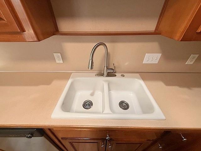 Building Photo - 107 Holcomb Manor Ct