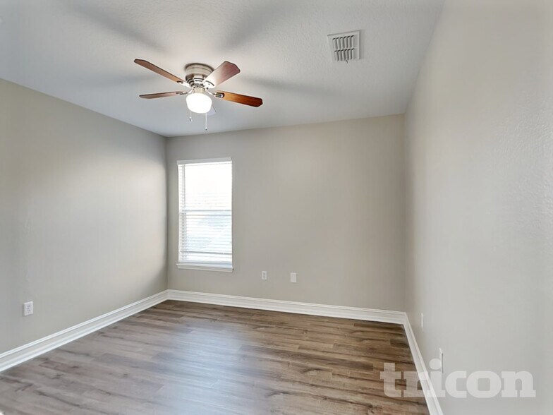 Building Photo - 7013 Cupseed Ln