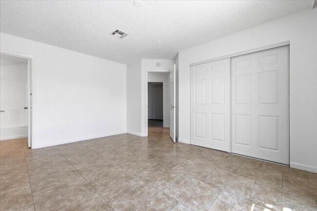 Building Photo - 31601 Avenida Maravilla