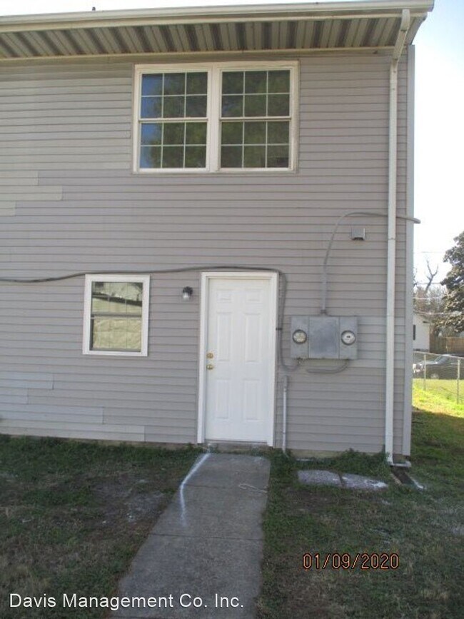 Building Photo - 2 br, 1 bath House - 304 B Maple Avenue