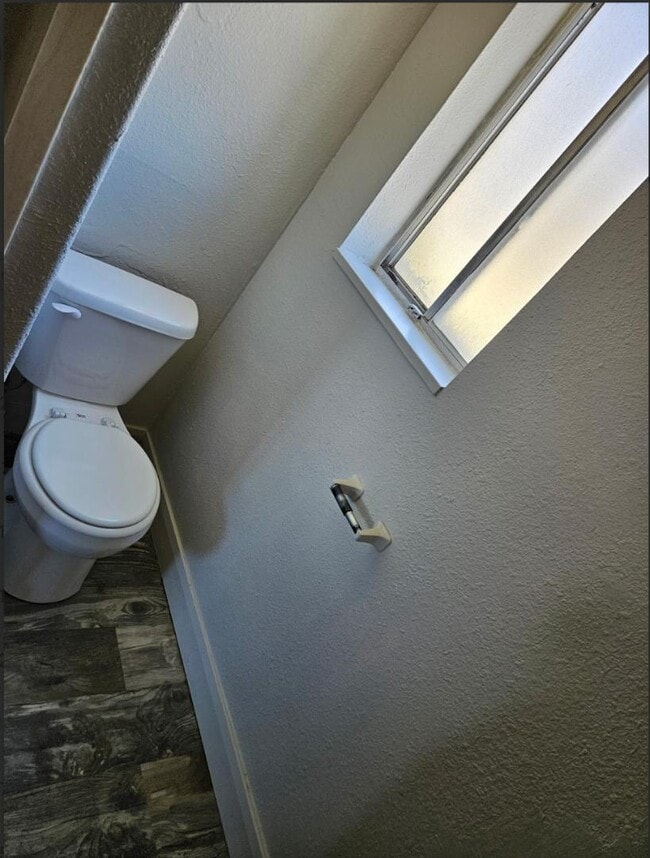 Building Photo - 50 S 200 W