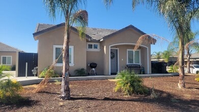 Building Photo - 8415 Grandy St