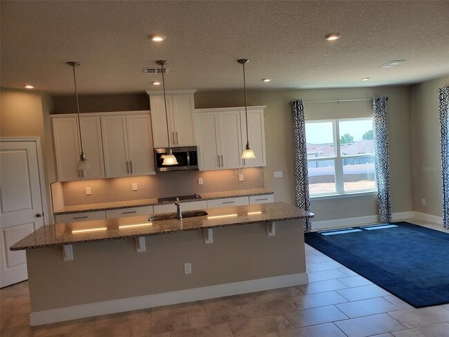 Building Photo - 3444 Grassy Lake View Ave