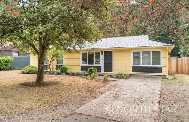Building Photo - Charming Cottage in Lake Oswego
