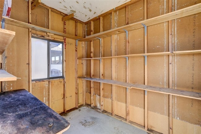 Building Photo - 2 Bedroom, 2 Bath Home Close to Willow Lake in Prescott