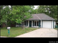 Building Photo - 8 Foxgrove Ln