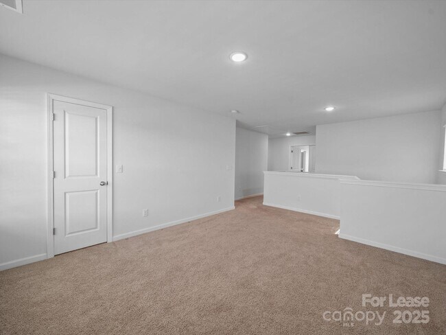 Building Photo - 1008 Hudson Taylor Ln