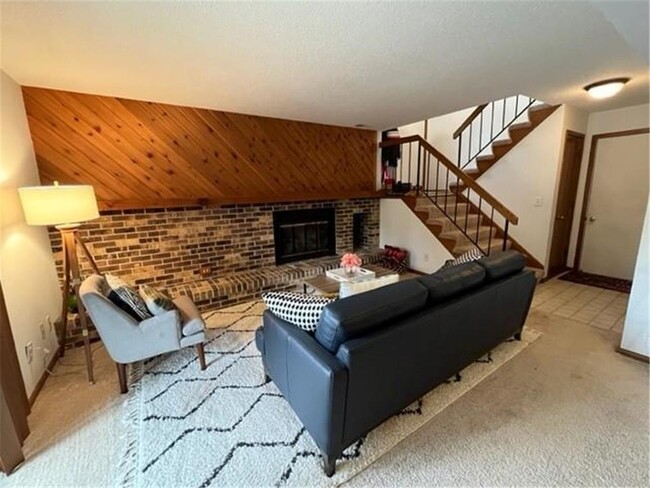 Building Photo - 4514 Quantico Ln N
