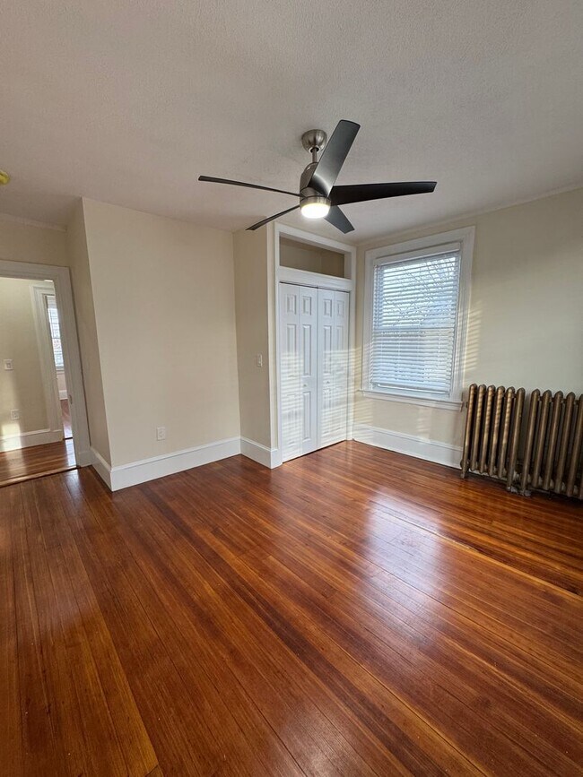 Building Photo - Single Family in Allston Near BU - Available 9/1/2026