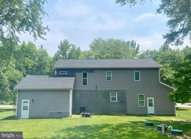 Building Photo - 3009 Frenchtown Rd