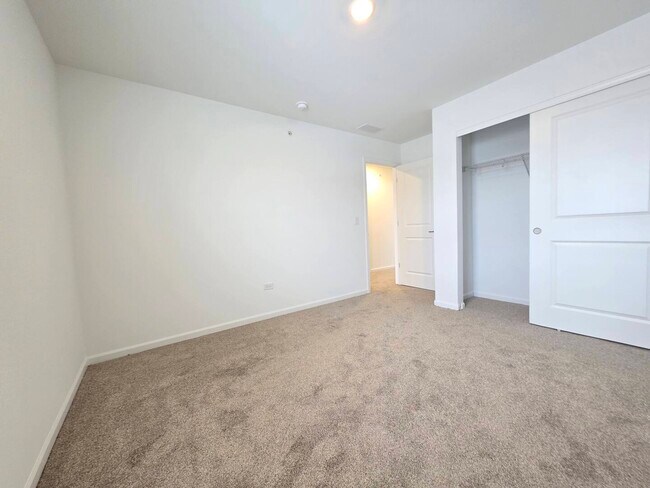 Building Photo - 458 Hathaway Ln