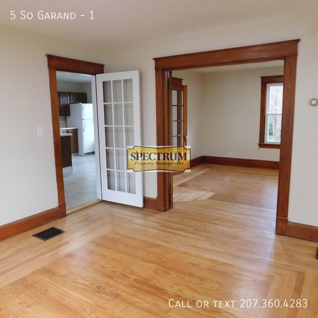 Building Photo - 5 S Garand St
