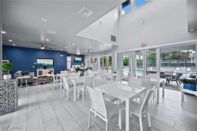 Building Photo - 3740 Fieldstone Blvd