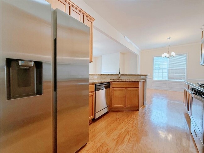 Building Photo - 2221 Atkinson Park Dr