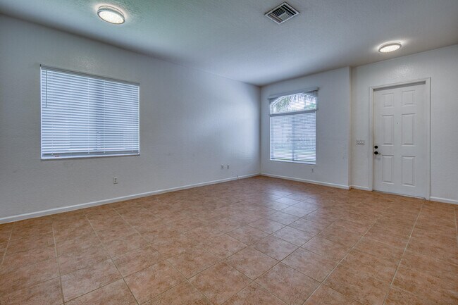 Building Photo - 139 2 Pine Dr