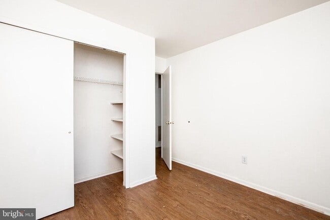 Building Photo - 103 Claridge Ct