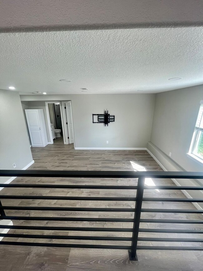 Building Photo - Lovley 3 bedroom home located in Steston H...