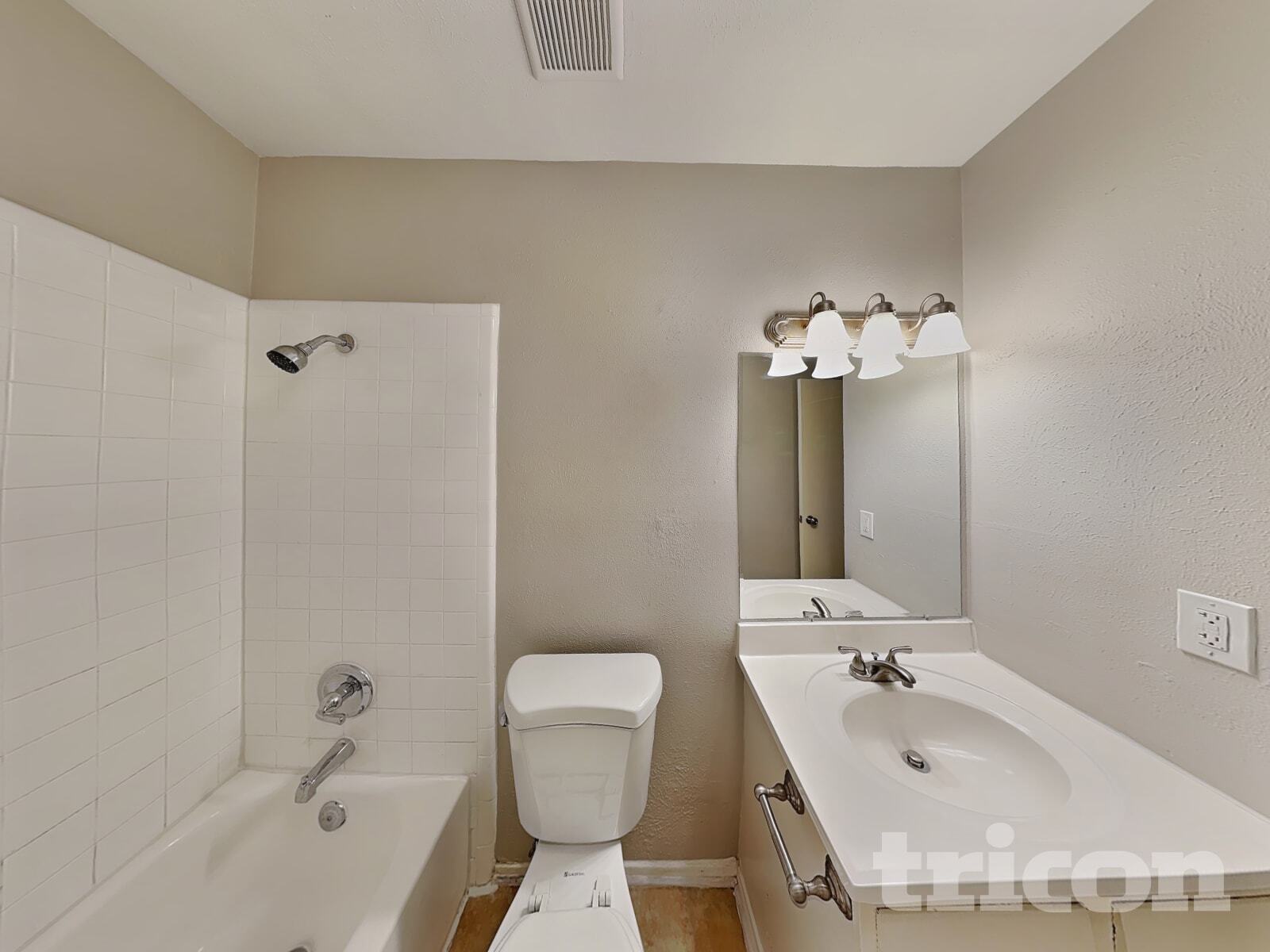 Building Photo - 1555 Willowbrook St