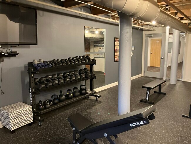 Workout Room 1 - 706 Broadway #506