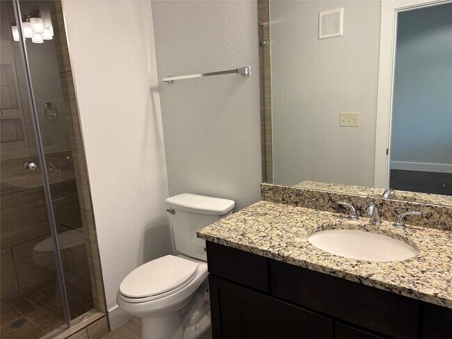 Building Photo - 1512 Forest Trail