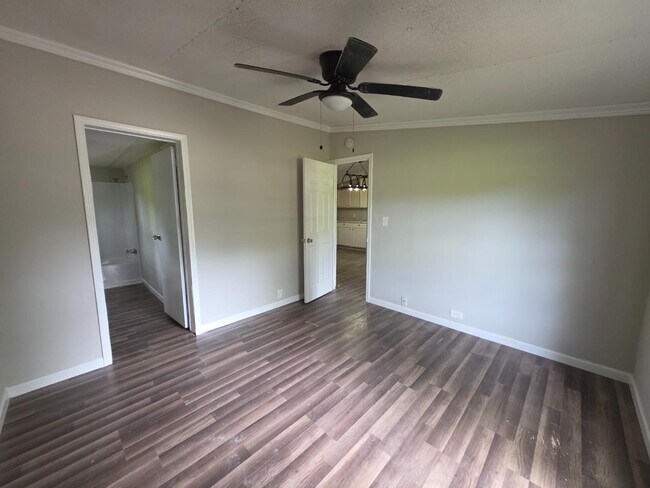 Building Photo - 1577 Corinth Poseyville Rd